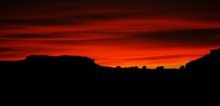 zachód słońca na pustyni